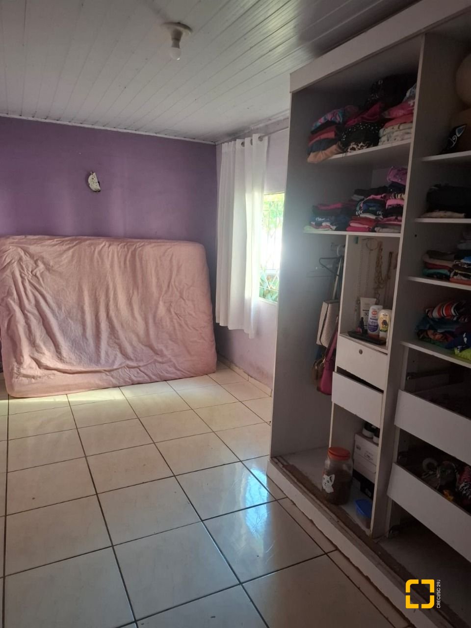 Casa com 103m², 2 quartos, 1 garagem, no bairro Campinas em São José