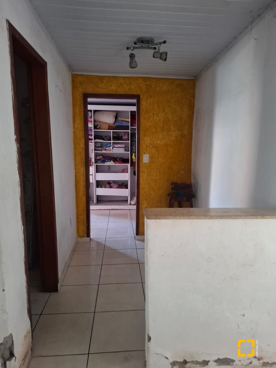 Casa com 103m², 2 quartos, 1 garagem, no bairro Campinas em São José
