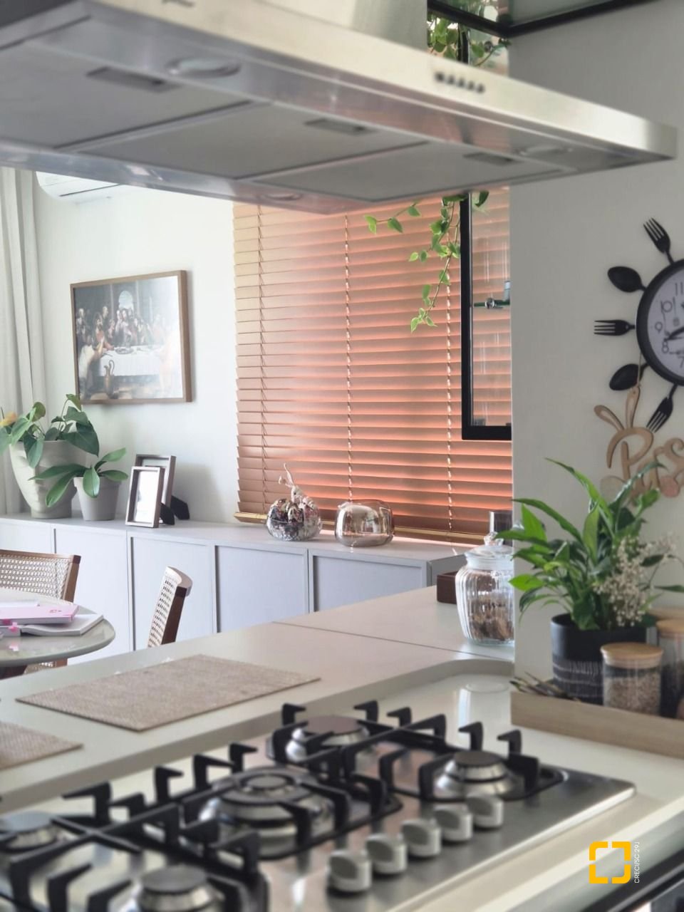 Apartamento com 78m², 3 quartos (sendo 1 suíte), 1 garagem, no bairro Ingleses do Rio Vermelho em Florianópolis