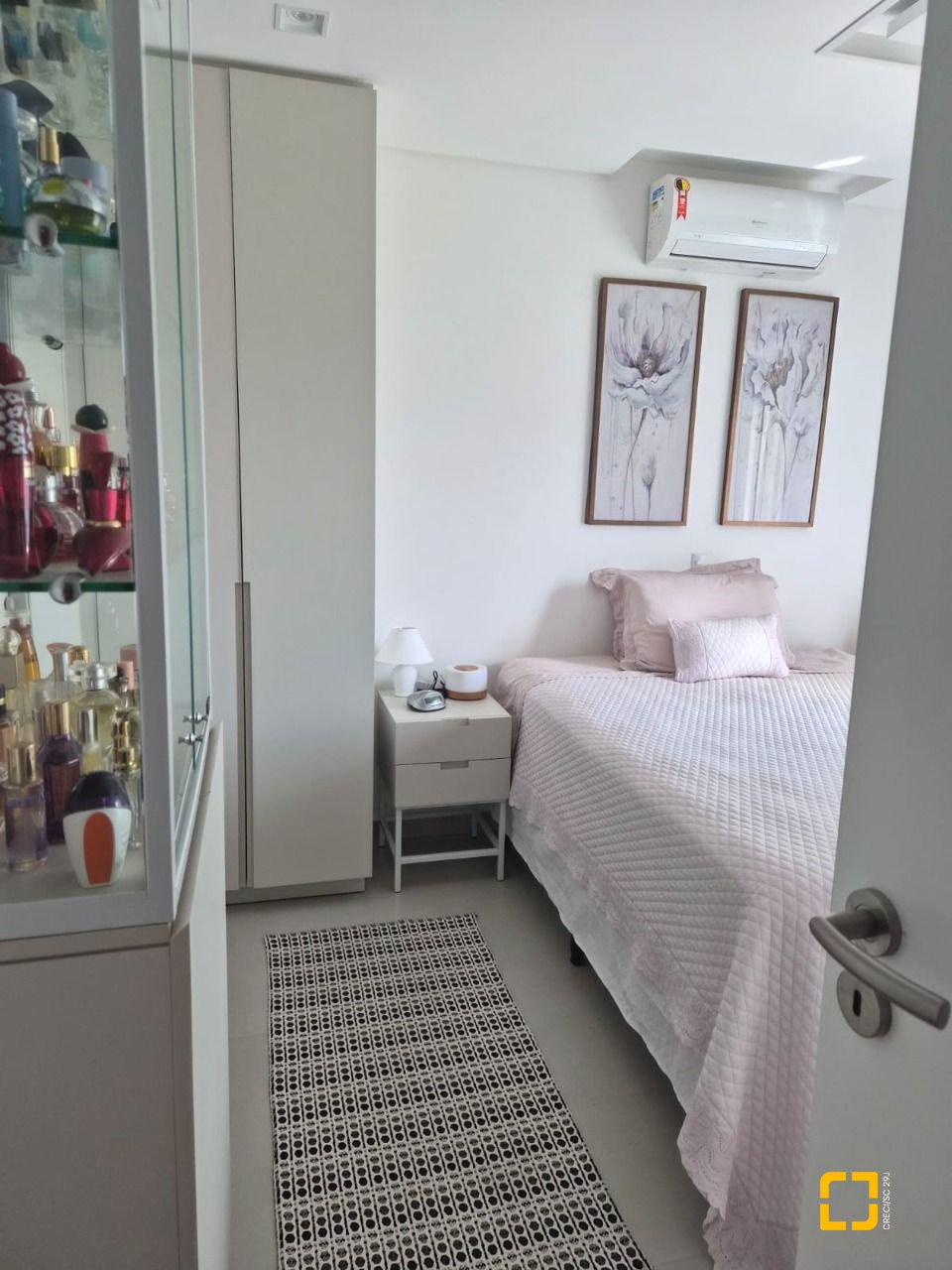 Apartamento com 78m², 3 quartos (sendo 1 suíte), 1 garagem, no bairro Ingleses do Rio Vermelho em Florianópolis