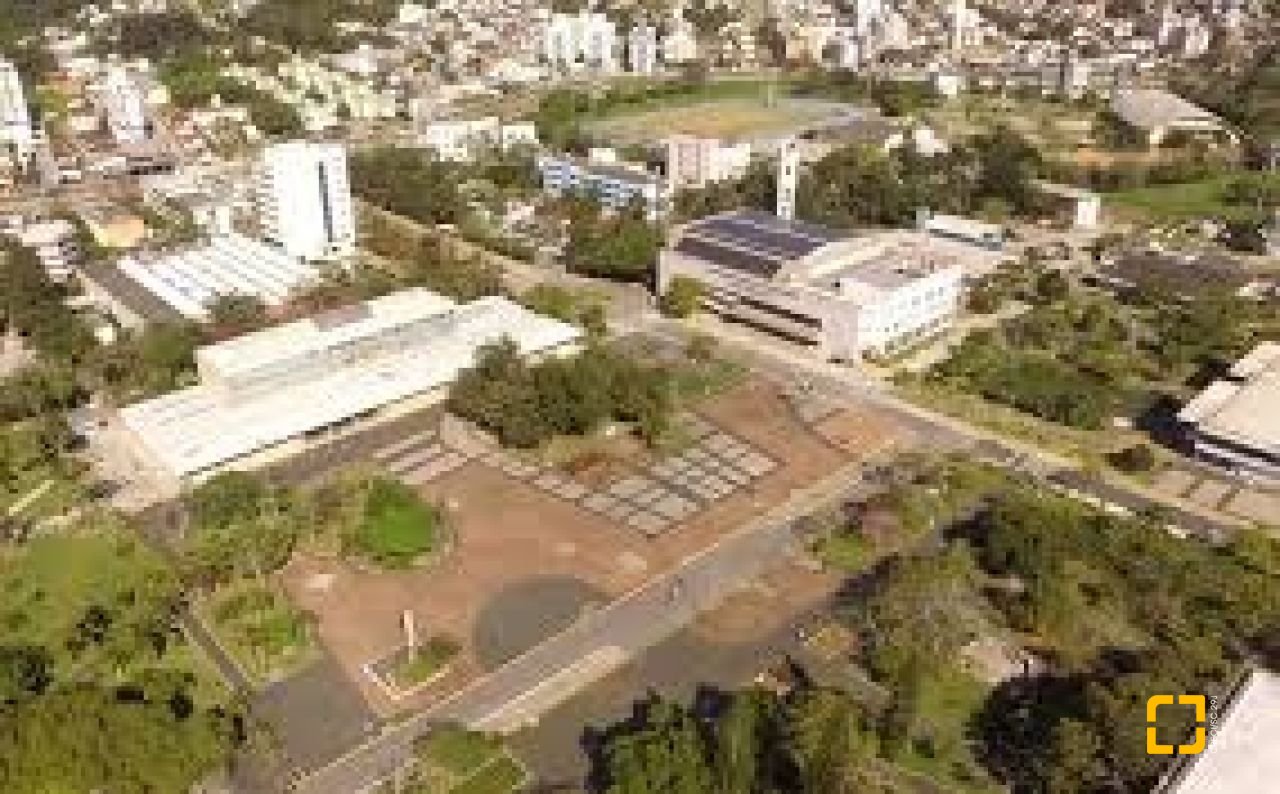 Apartamento com 64m², 2 quartos, 1 garagem, no bairro Carvoeira em Florianópolis