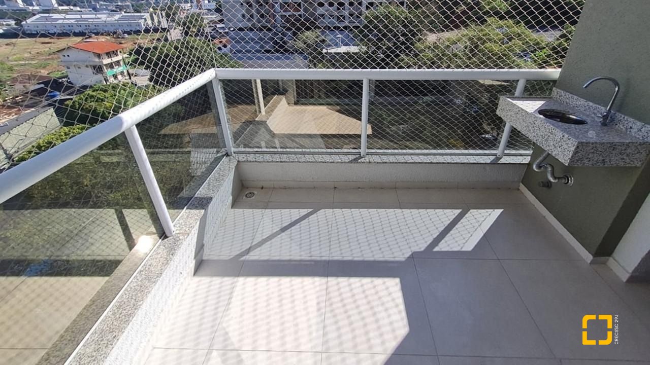 Apartamento com 71m², 3 quartos (sendo 1 suíte), 1 garagem, no bairro Saco Grande em Florianópolis