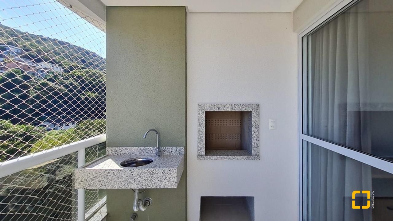 Apartamento com 71m², 3 quartos (sendo 1 suíte), 1 garagem, no bairro Saco Grande em Florianópolis