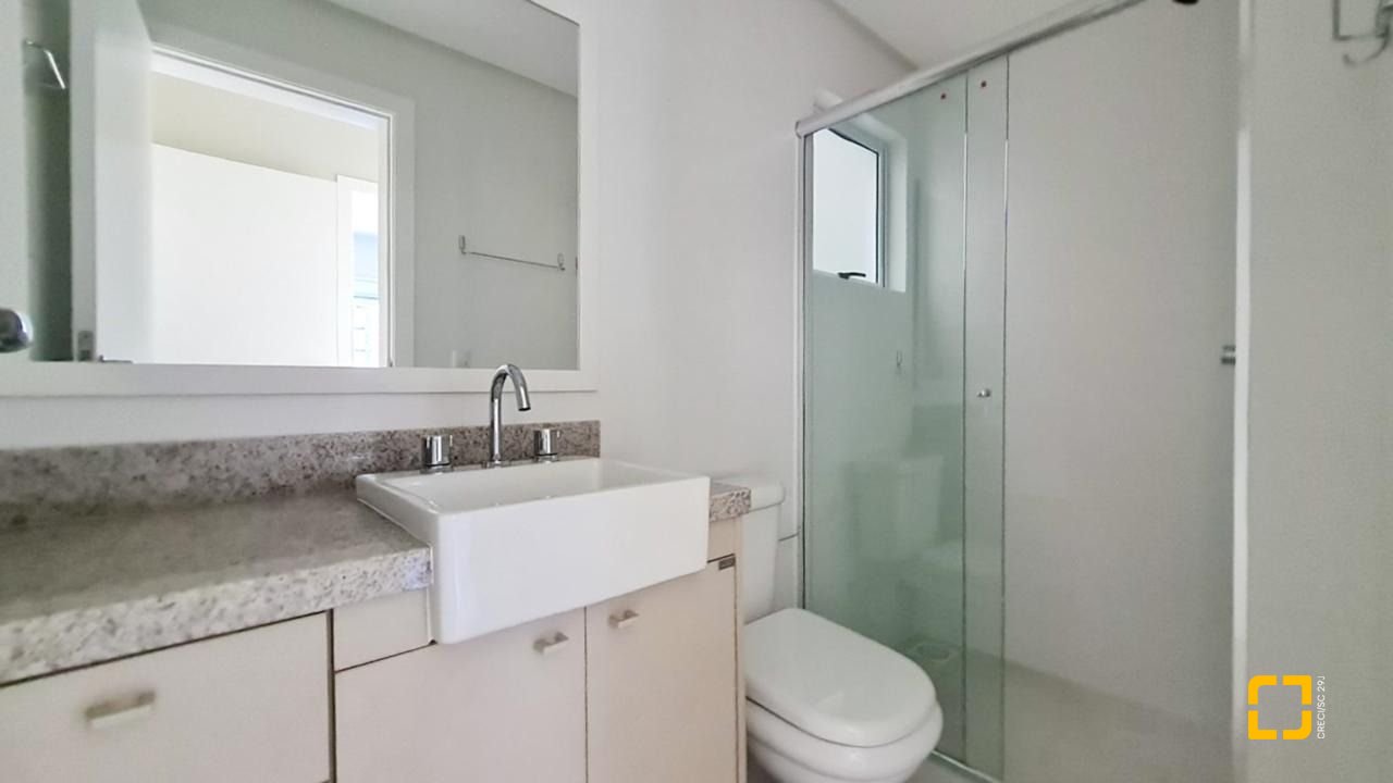 Apartamento com 71m², 3 quartos (sendo 1 suíte), 1 garagem, no bairro Saco Grande em Florianópolis