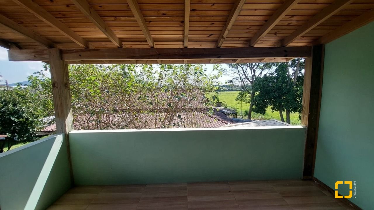 Casa com 103m², 3 quartos (sendo 1 suíte), no bairro Campeche em Florianópolis