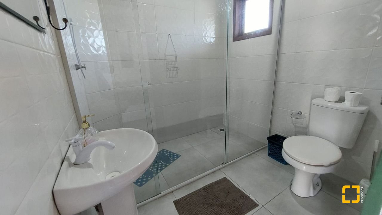 Casa com 103m², 3 quartos (sendo 1 suíte), no bairro Campeche em Florianópolis