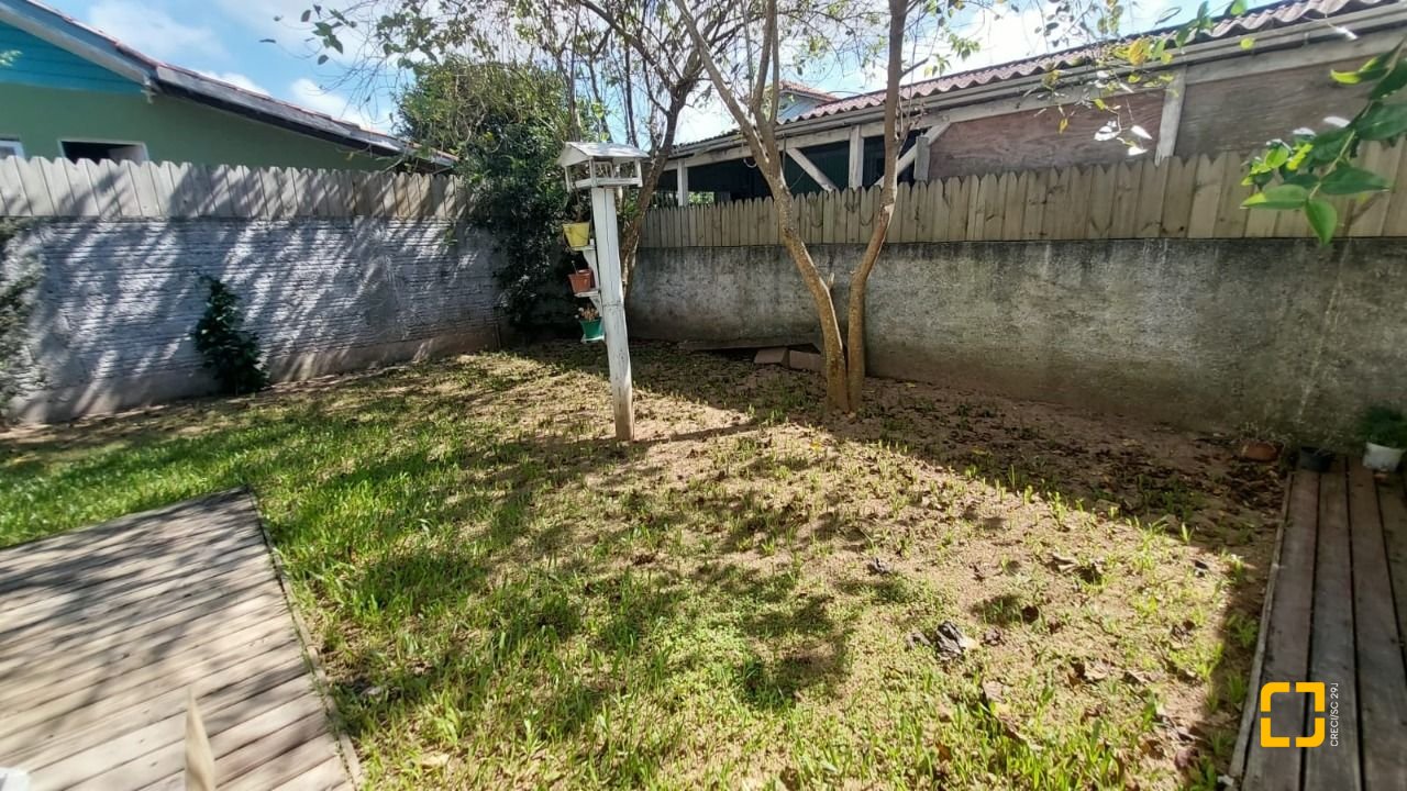 Casa com 103m², 3 quartos (sendo 1 suíte), no bairro Campeche em Florianópolis