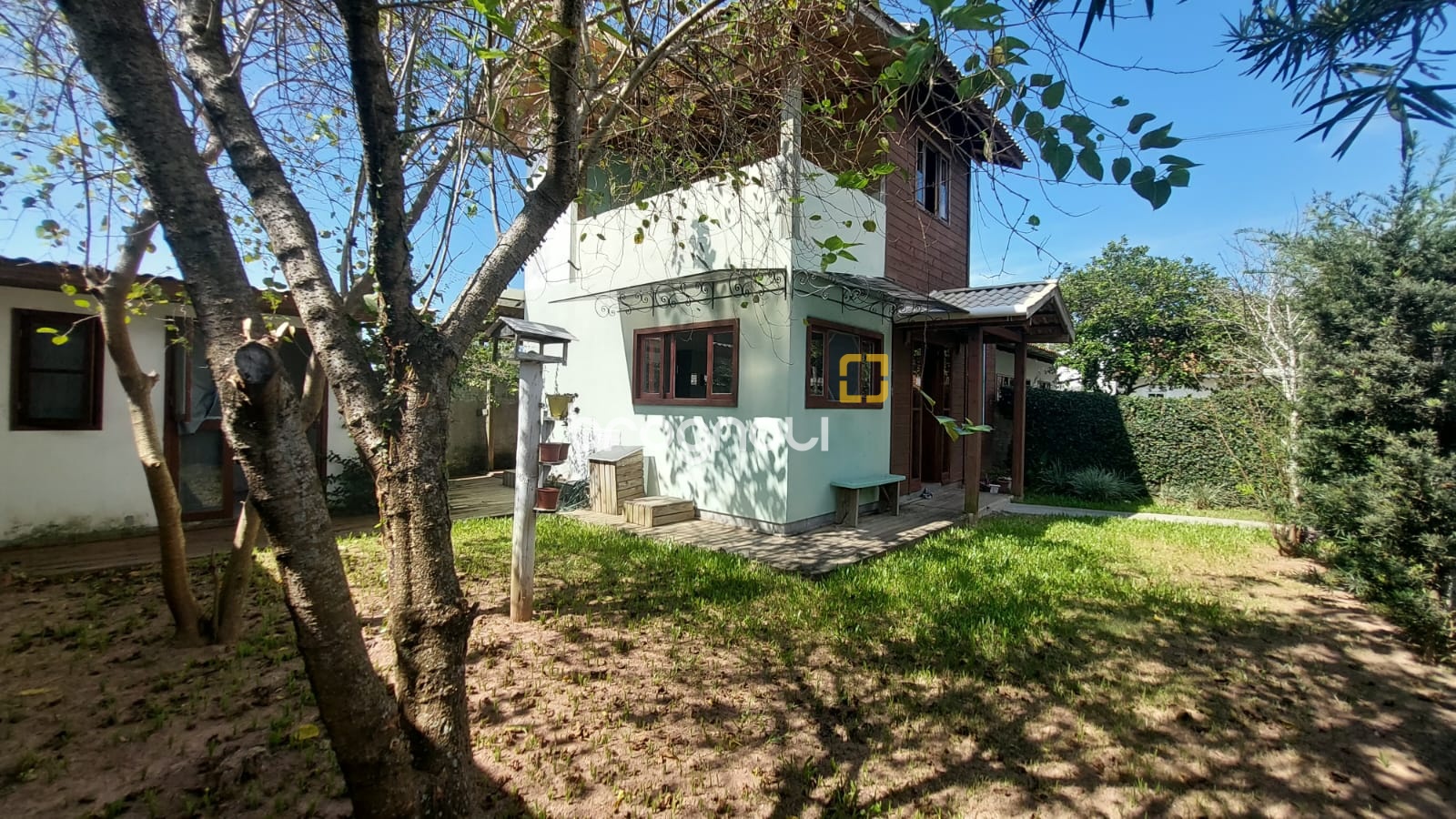 Casa com 103m², 2 quartos (sendo 1 suíte), no bairro Campeche em Florianópolis