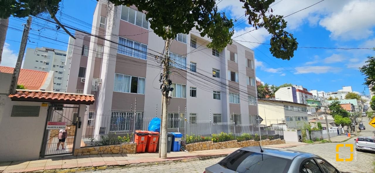 Apartamento com 64m², 2 quartos, 1 garagem, no bairro Trindade em Florianópolis