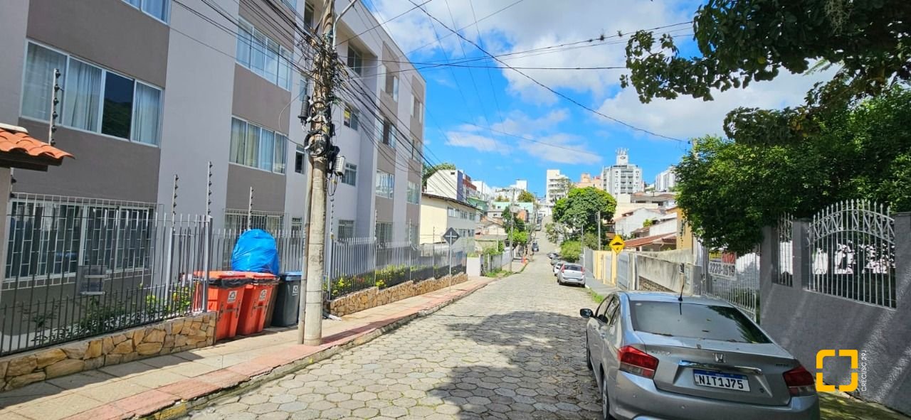 Apartamento com 64m², 2 quartos, 1 garagem, no bairro Trindade em Florianópolis