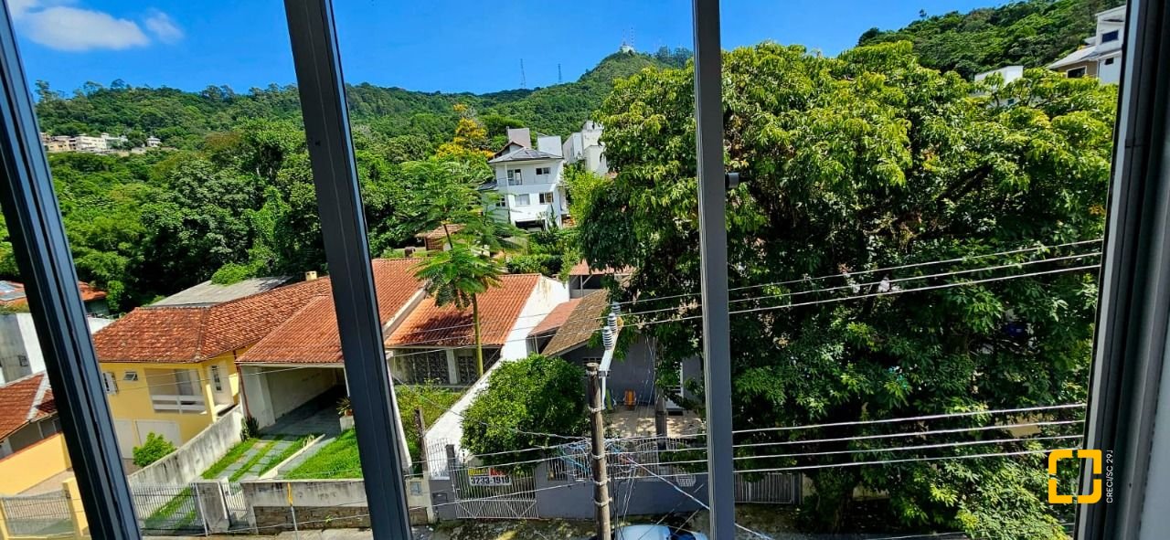 Apartamento com 64m², 2 quartos, 1 garagem, no bairro Trindade em Florianópolis