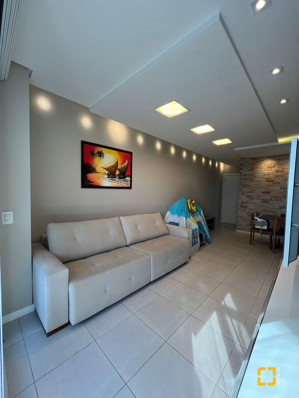 Apartamento com 87m², 4 quartos (sendo 1 suíte), 1 garagem, no bairro Itacorubi em Florianópolis