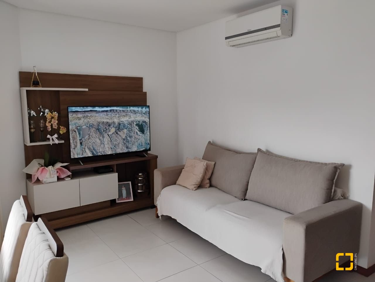 Apartamento com 72m², 3 quartos (sendo 1 suíte), 1 garagem, no bairro Pedra Branca em Palhoça