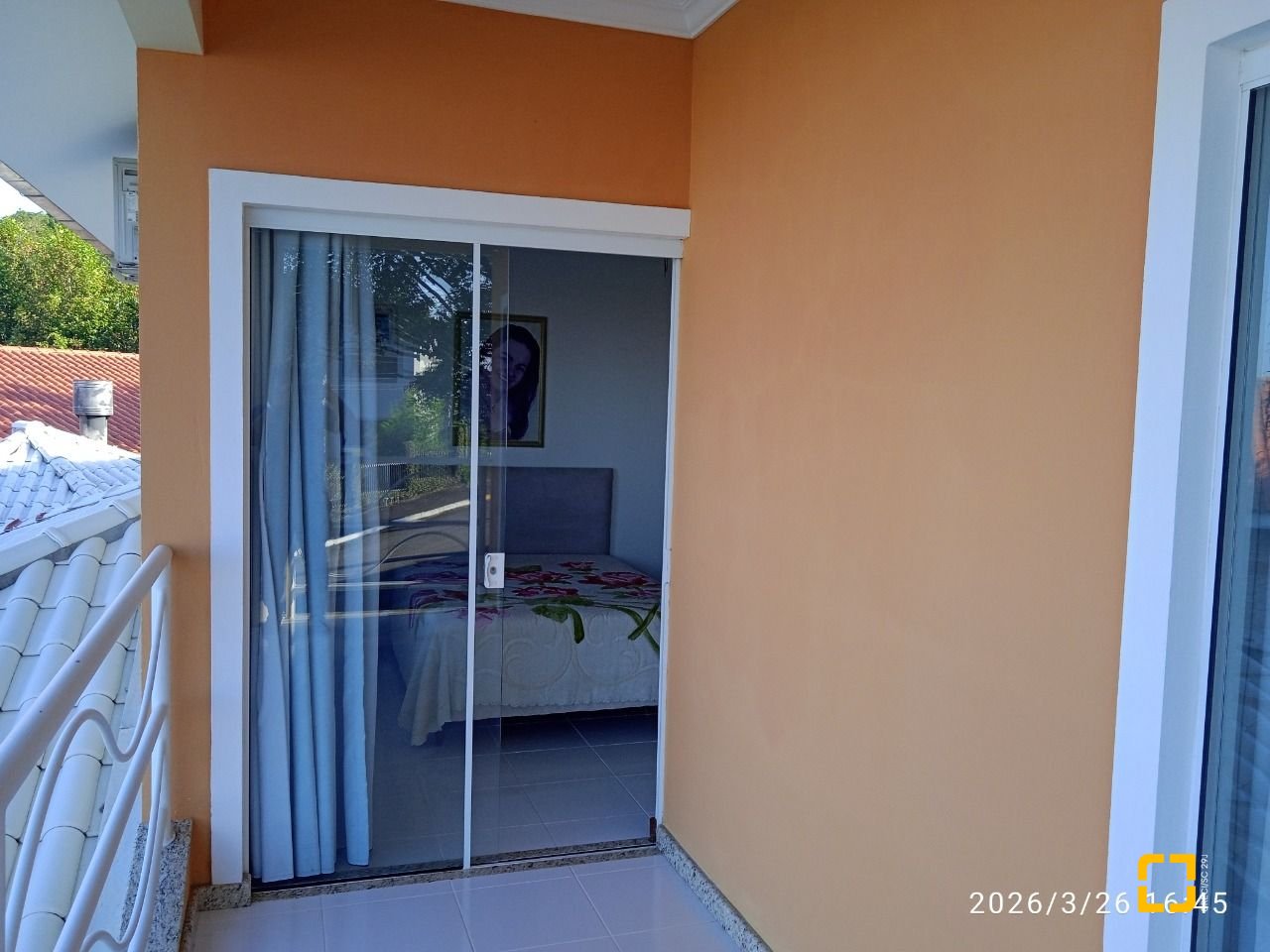 Casa de Condomínio com 301m², 4 quartos (sendo 2 suítes), 2 garagens, no bairro Bosque das Mansões em São José