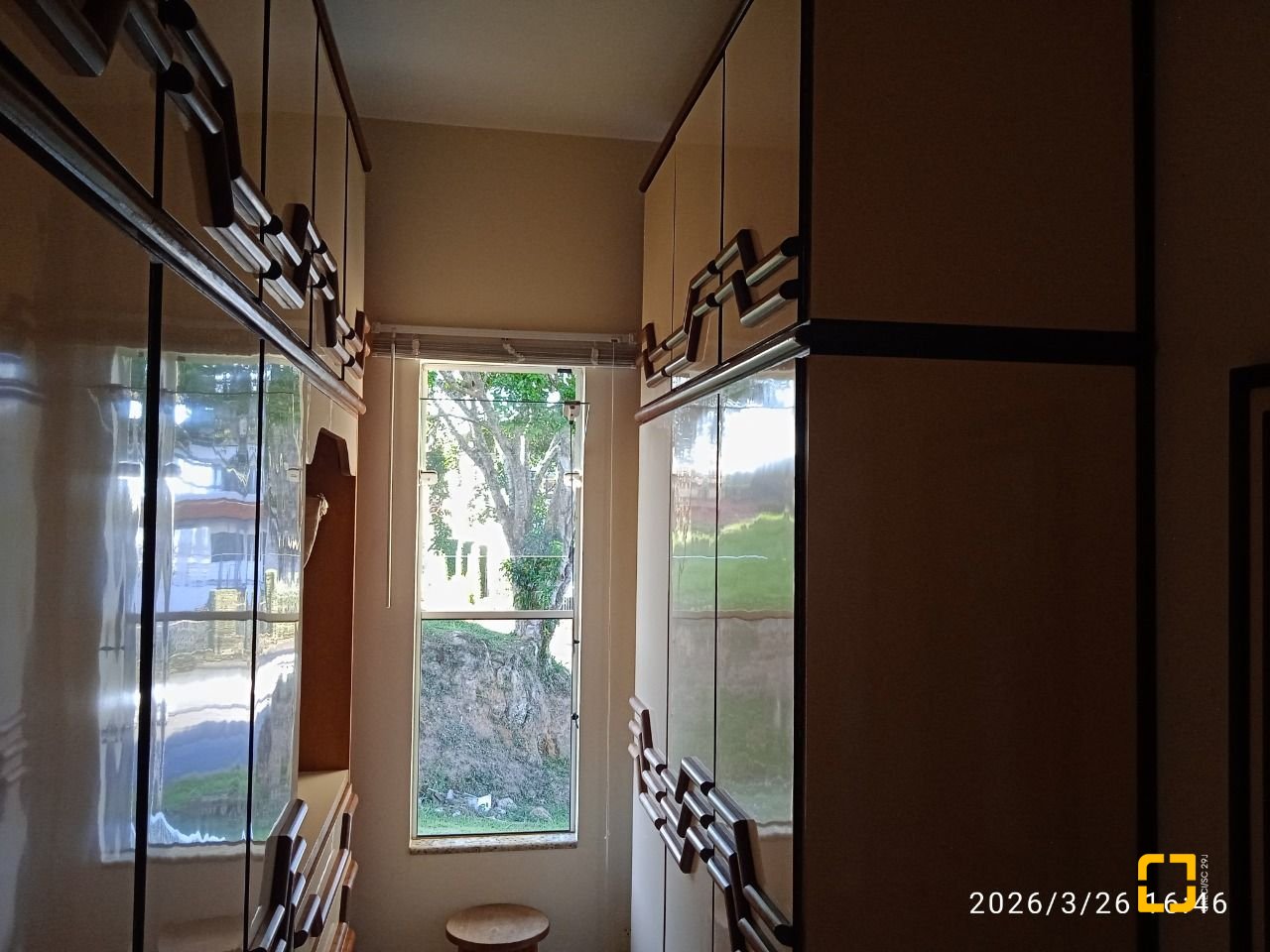 Casa de Condomínio com 301m², 4 quartos (sendo 2 suítes), 2 garagens, no bairro Bosque das Mansões em São José