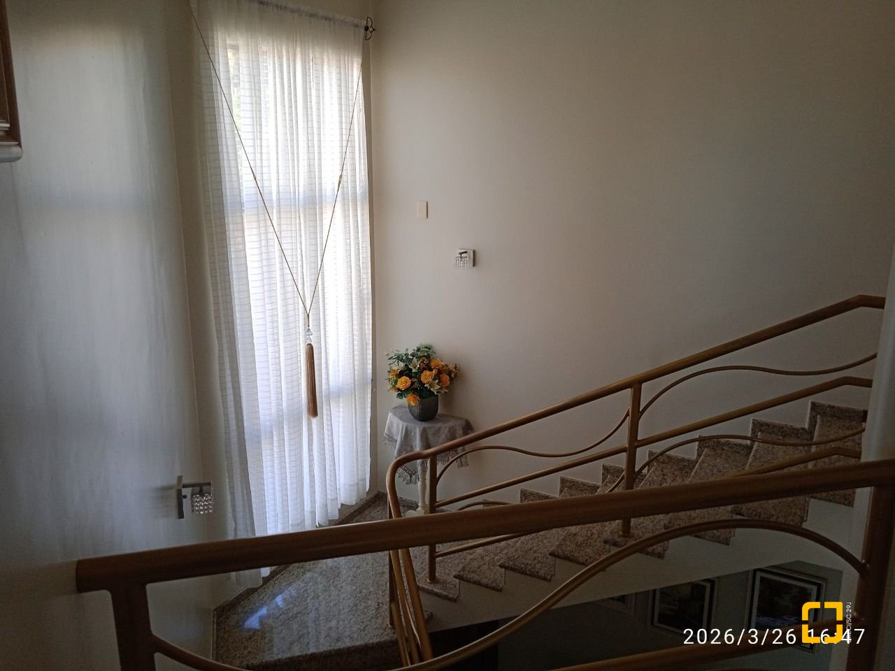 Casa de Condomínio com 301m², 4 quartos (sendo 2 suítes), 2 garagens, no bairro Bosque das Mansões em São José