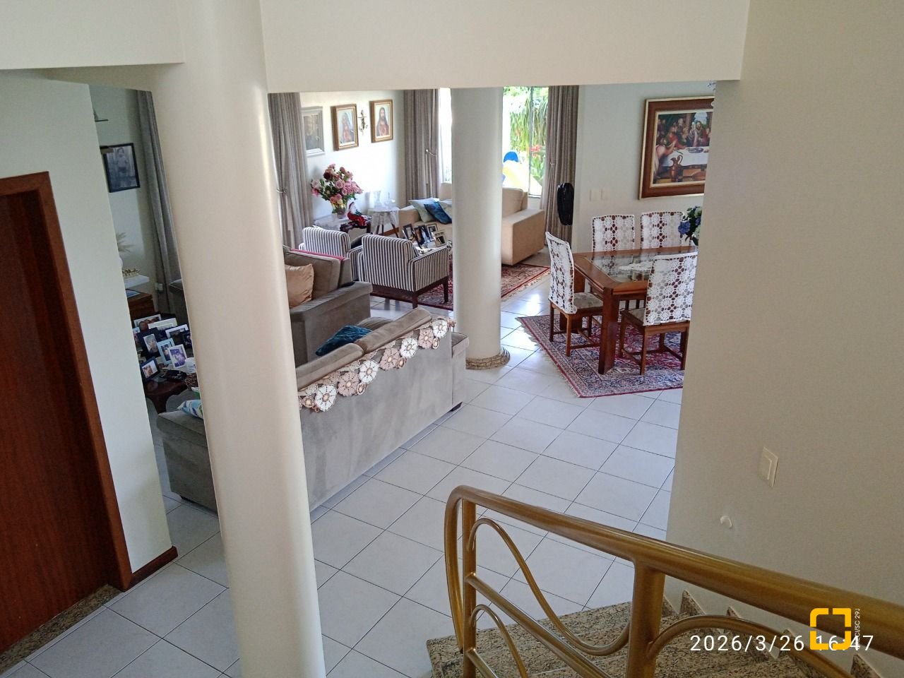 Casa de Condomínio com 301m², 4 quartos (sendo 2 suítes), 2 garagens, no bairro Bosque das Mansões em São José