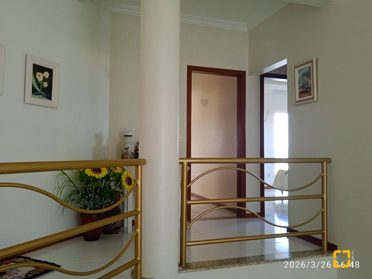 Casa de Condomínio com 301m², 4 quartos (sendo 2 suítes), 2 garagens, no bairro Bosque das Mansões em São José