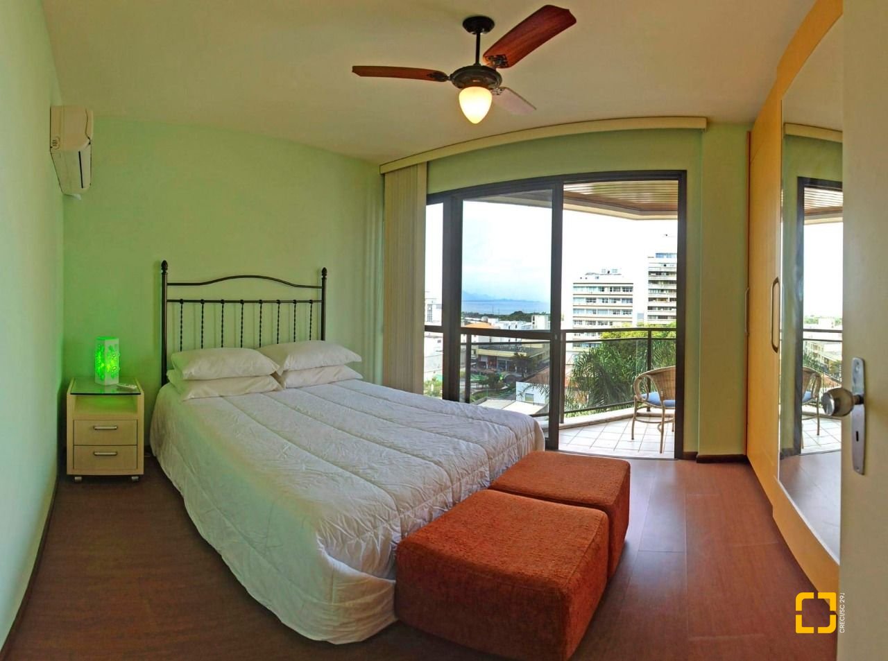 Apartamento com 69m², 2 quartos, 1 garagem, no bairro Centro em Florianópolis