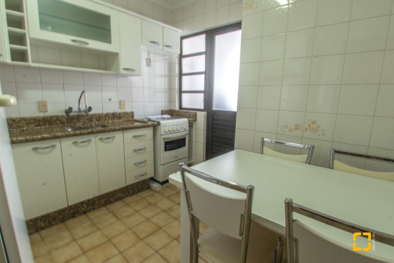 Apartamento com 69m², 2 quartos, 1 garagem, no bairro Centro em Florianópolis