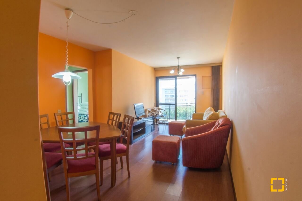 Apartamento com 69m², 2 quartos, 1 garagem, no bairro Centro em Florianópolis