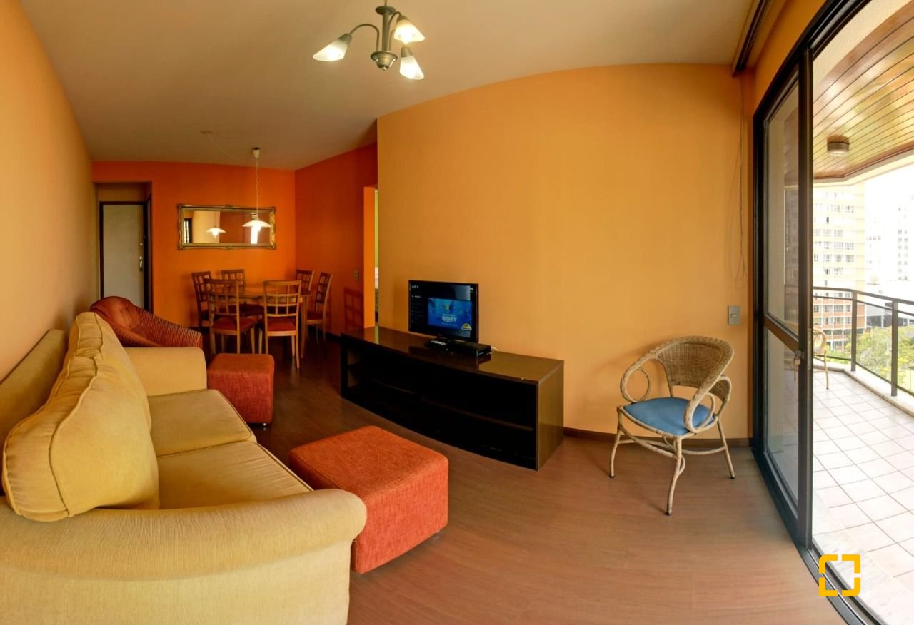 Apartamento com 69m², 2 quartos, 1 garagem, no bairro Centro em Florianópolis