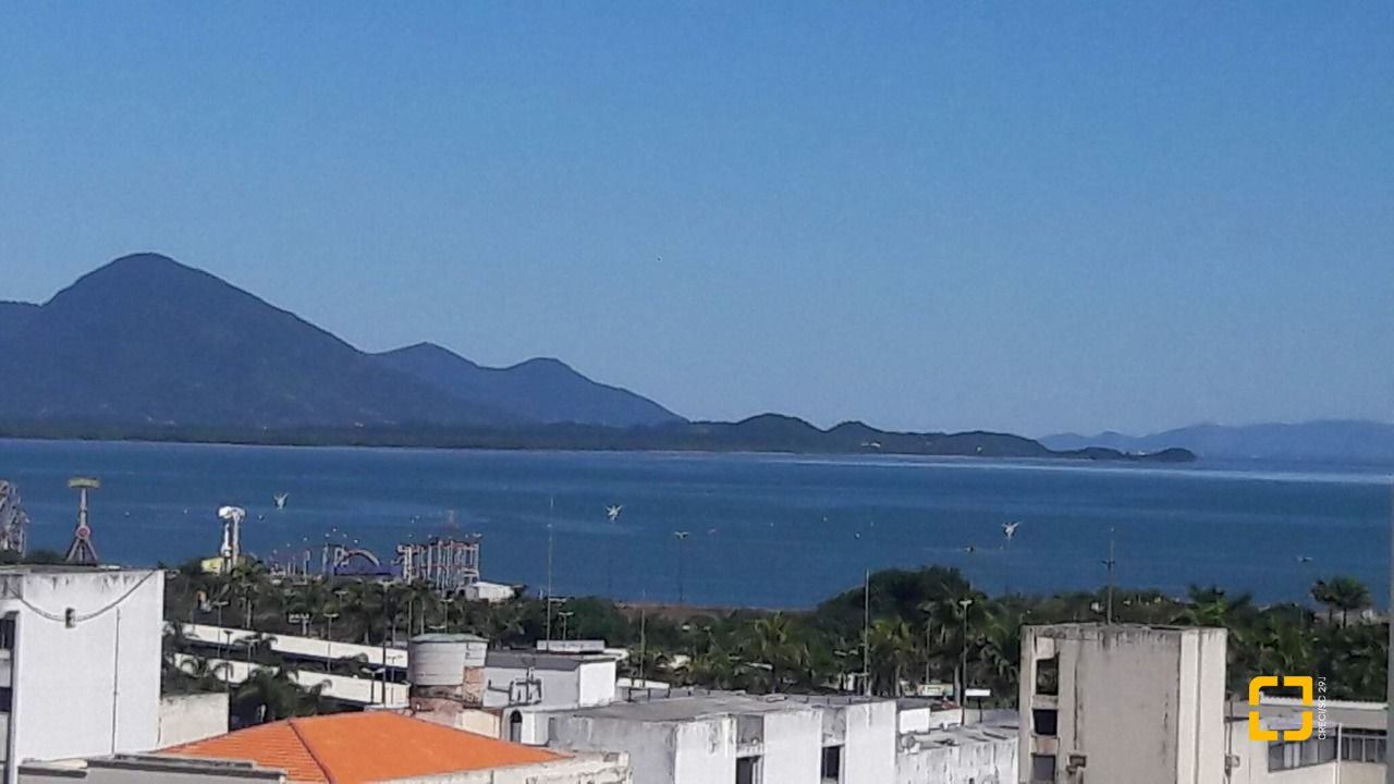 Apartamento com 69m², 2 quartos, 1 garagem, no bairro Centro em Florianópolis