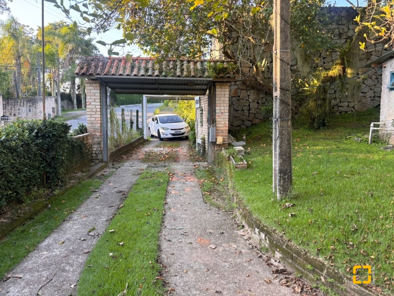 Terreno com 7488m², no bairro Cacupé em Florianópolis