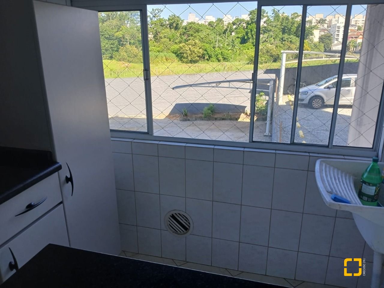 Apartamento com 61m², 2 quartos, 1 garagem, no bairro Serraria em São José