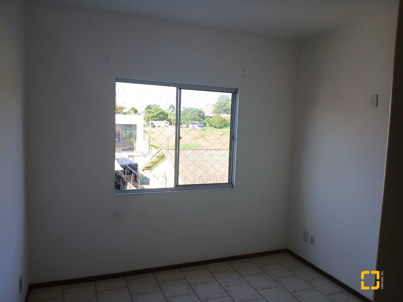 Apartamento com 61m², 2 quartos, 1 garagem, no bairro Serraria em São José