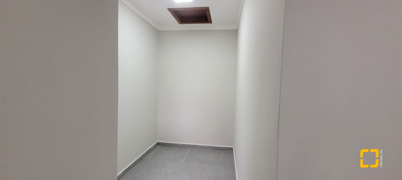 Casa com 83m², 3 quartos (sendo 1 suíte), 2 garagens, no bairro Bela Vista em Palhoça