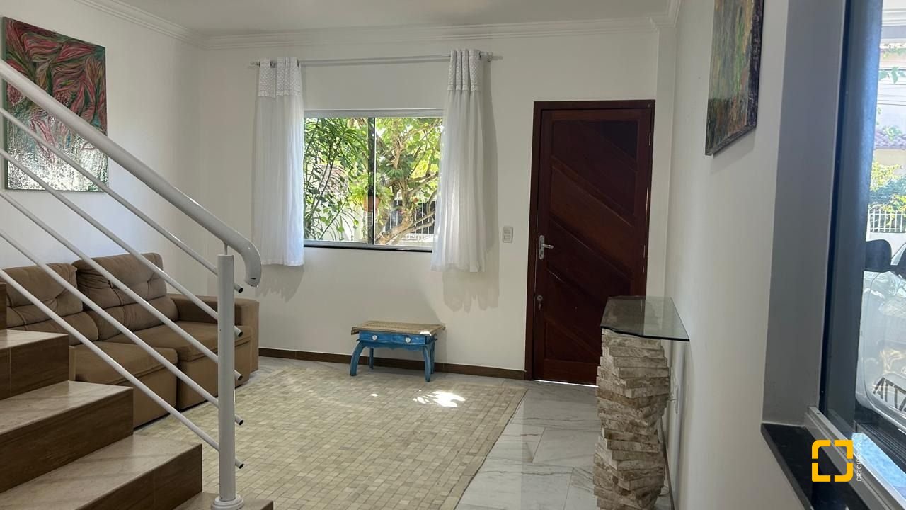 Casa com 180m², 6 quartos (sendo 3 suítes), 2 garagens, no bairro Ingleses em Florianópolis