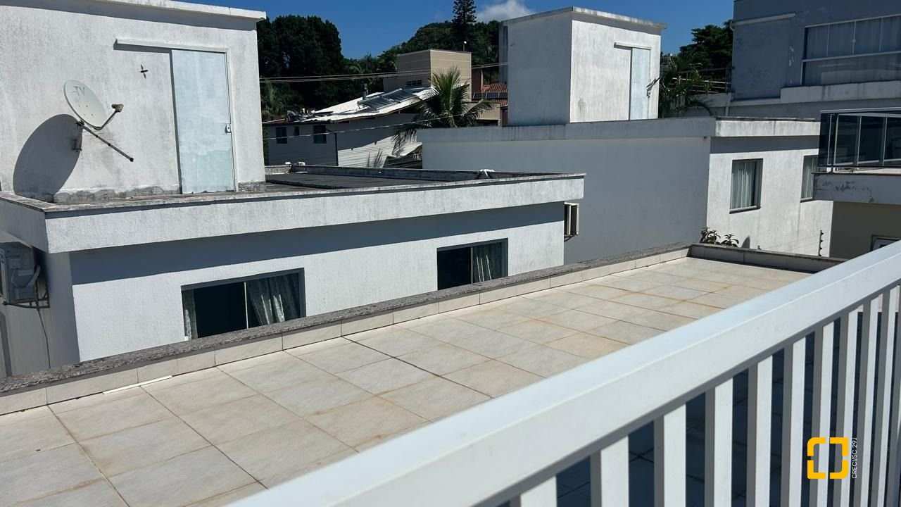 Casa com 180m², 6 quartos (sendo 3 suítes), 2 garagens, no bairro Ingleses em Florianópolis