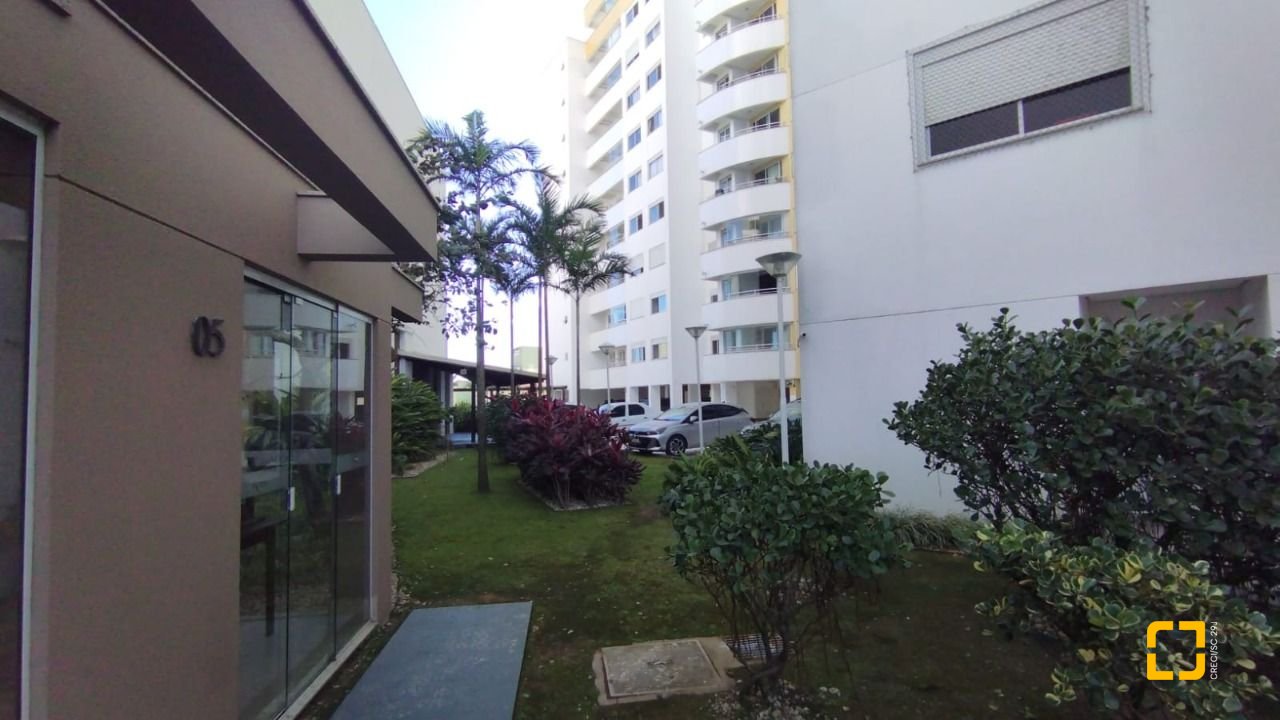 Apartamento com 85m², 4 quartos (sendo 1 suíte), 2 garagens, no bairro Capoeiras em Florianópolis