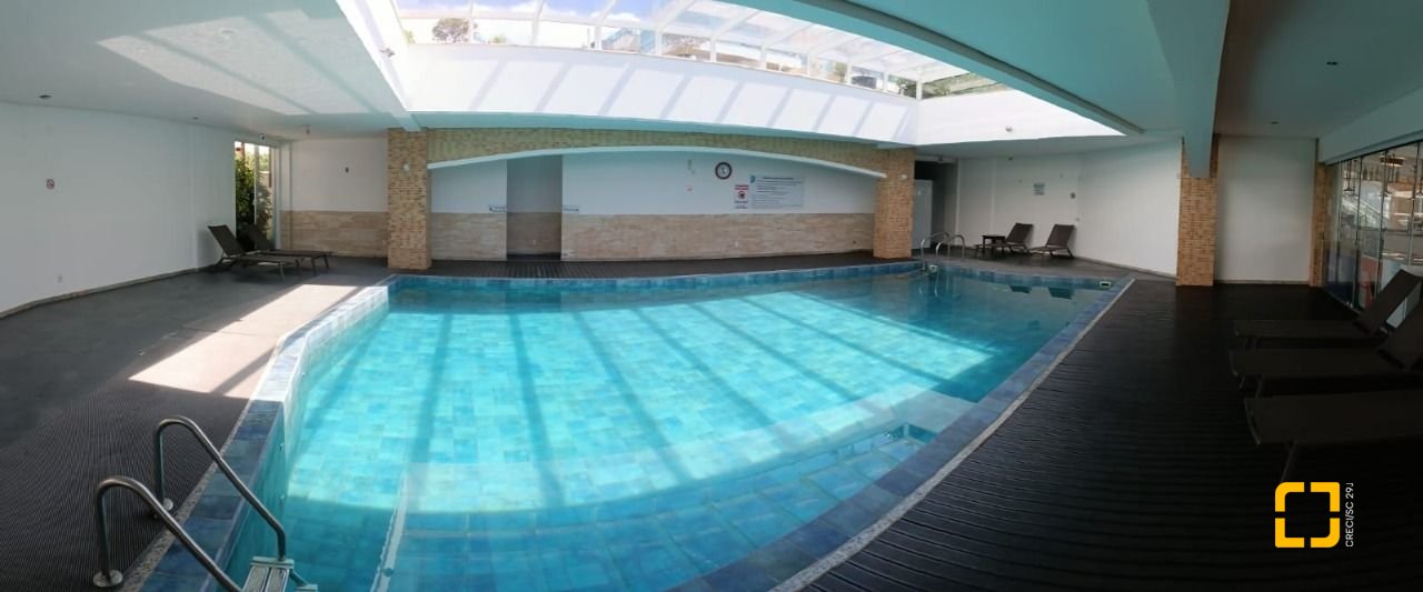 Apartamento com 99m², 2 quartos (sendo 2 suítes), 2 garagens, no bairro Santinho em Florianópolis