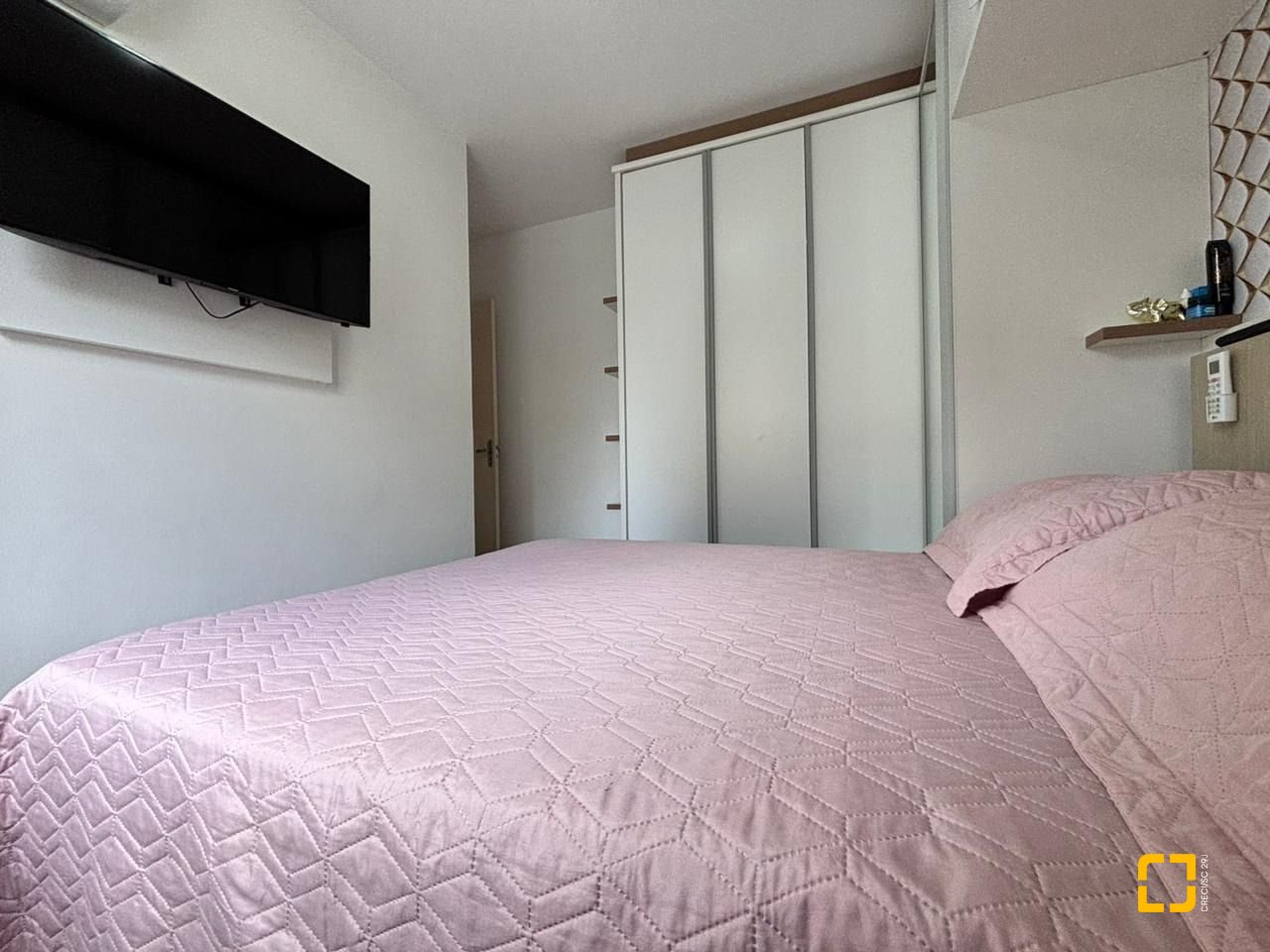 Apartamento com 45m², 2 quartos, 1 garagem, no bairro Fundos em Biguaçu