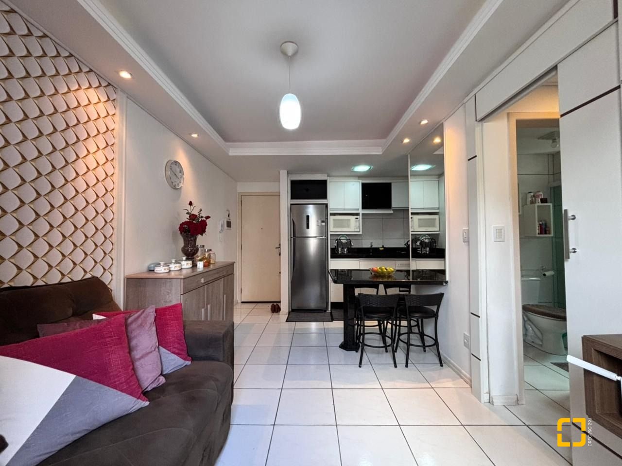 Apartamento com 45m², 2 quartos, 1 garagem, no bairro Fundos em Biguaçu