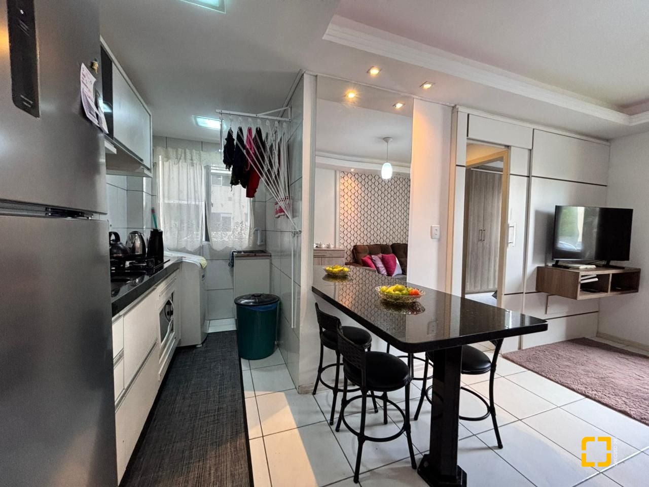 Apartamento com 45m², 2 quartos, 1 garagem, no bairro Fundos em Biguaçu