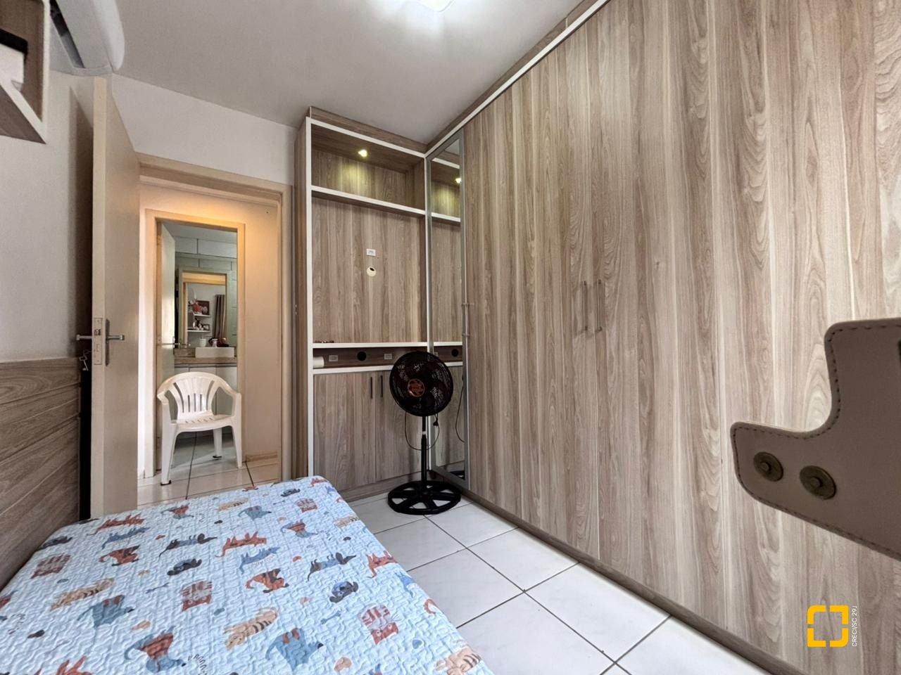 Apartamento com 45m², 2 quartos, 1 garagem, no bairro Fundos em Biguaçu