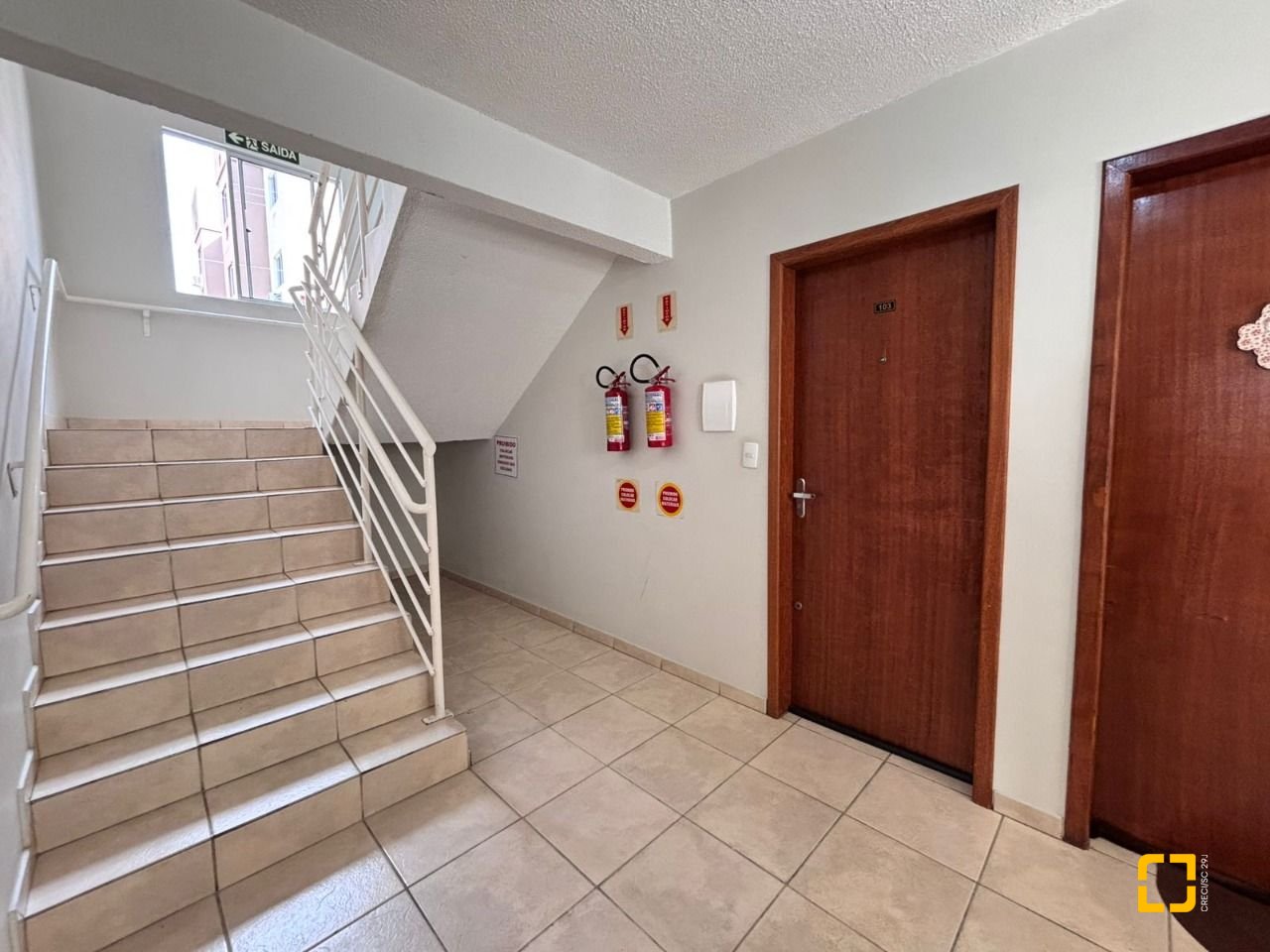 Apartamento com 45m², 2 quartos, 1 garagem, no bairro Fundos em Biguaçu