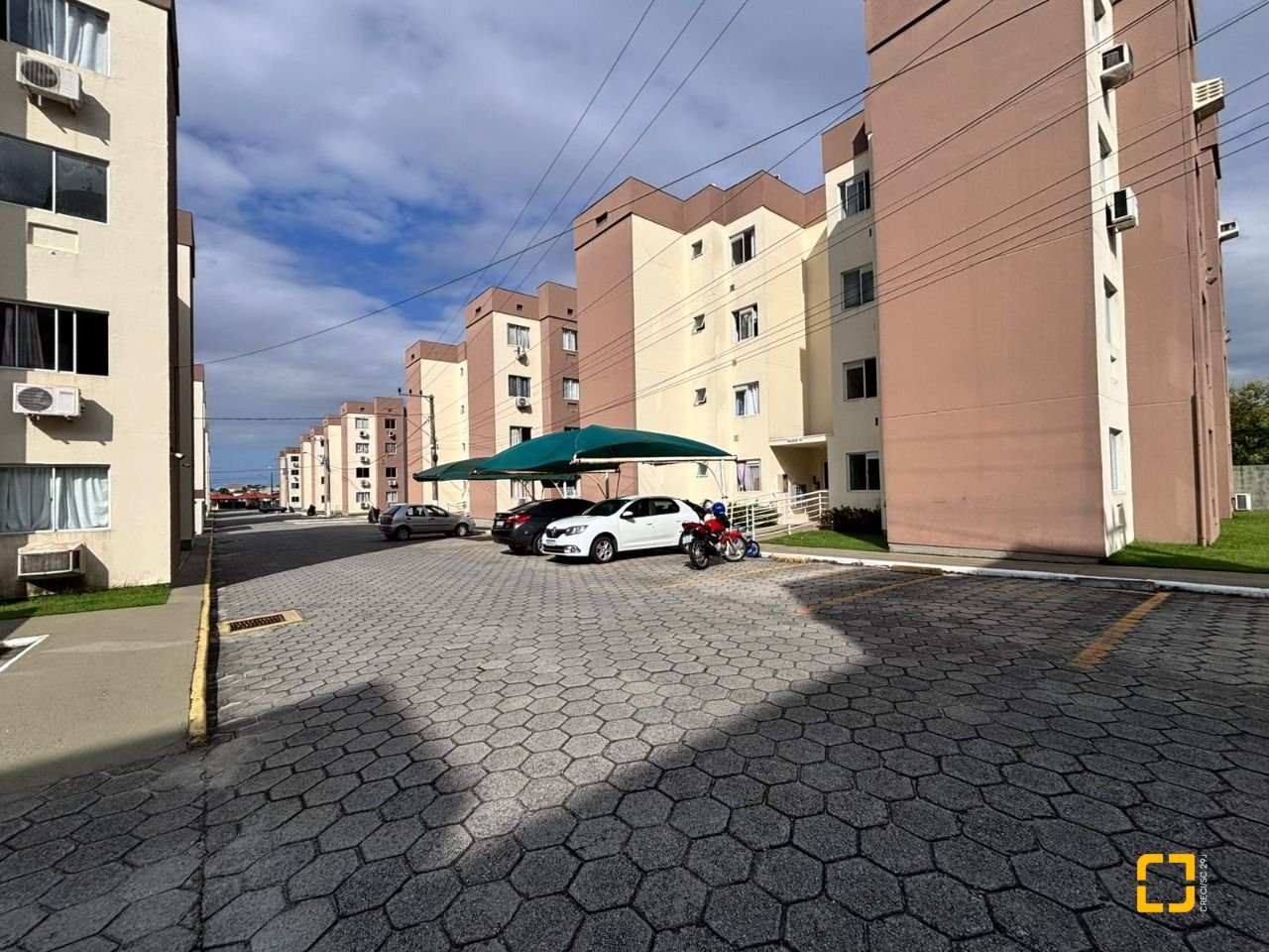 Apartamento com 45m², 2 quartos, 1 garagem, no bairro Fundos em Biguaçu