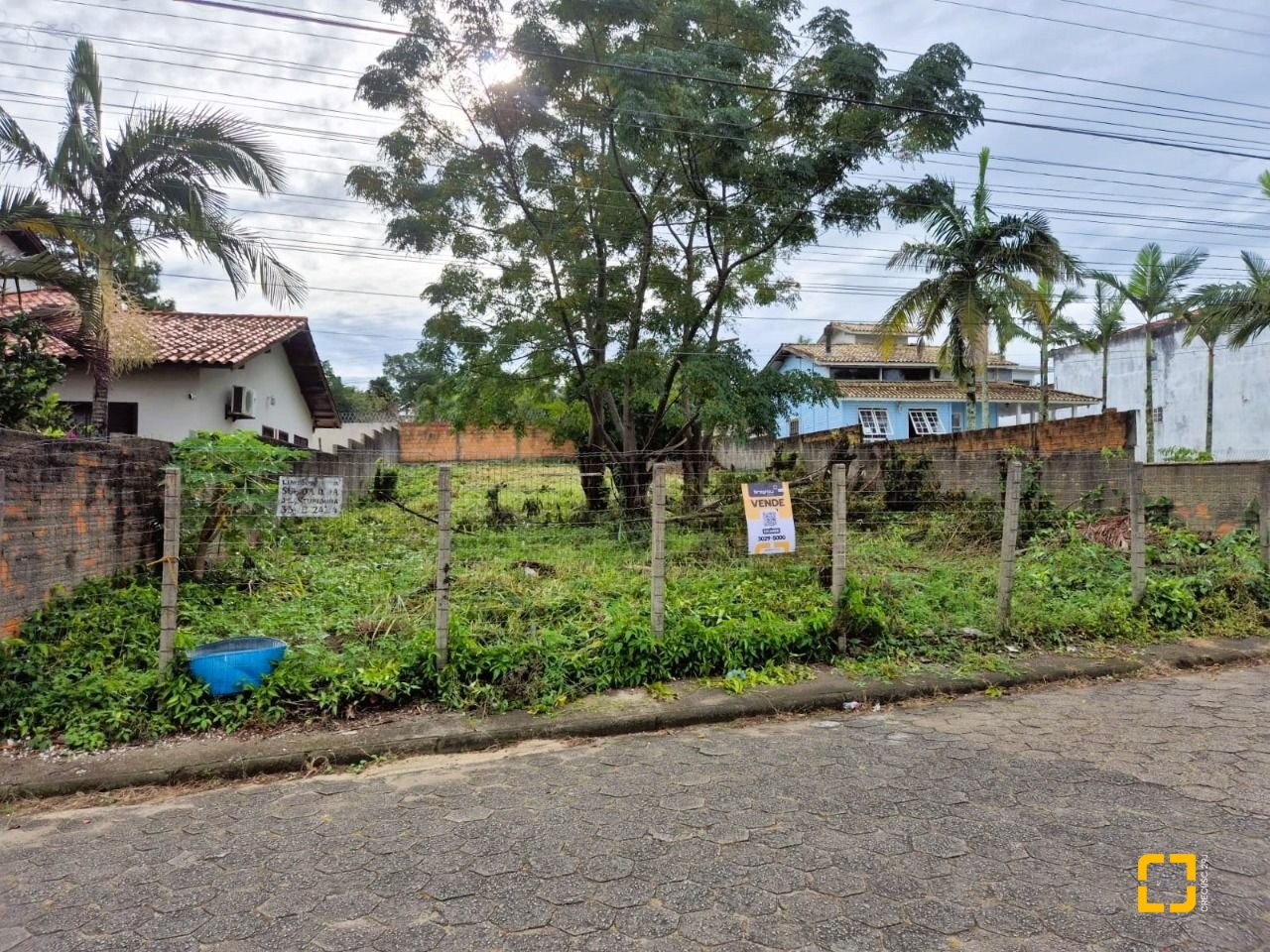 Terreno com 538m², no bairro Campeche em Florianópolis