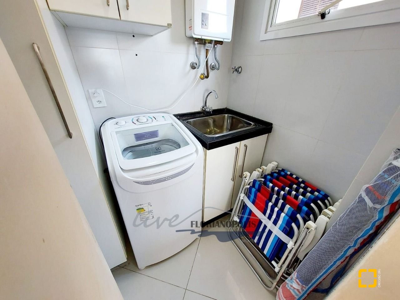 Apartamento com 100m², 4 quartos (sendo 1 suíte), 2 garagens, no bairro Jurerê em Florianópolis
