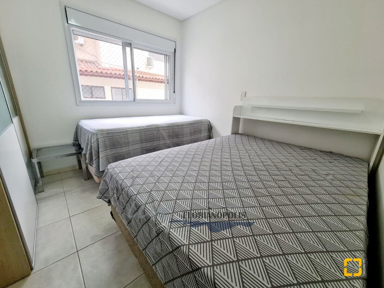 Apartamento com 100m², 4 quartos (sendo 1 suíte), 2 garagens, no bairro Jurerê em Florianópolis
