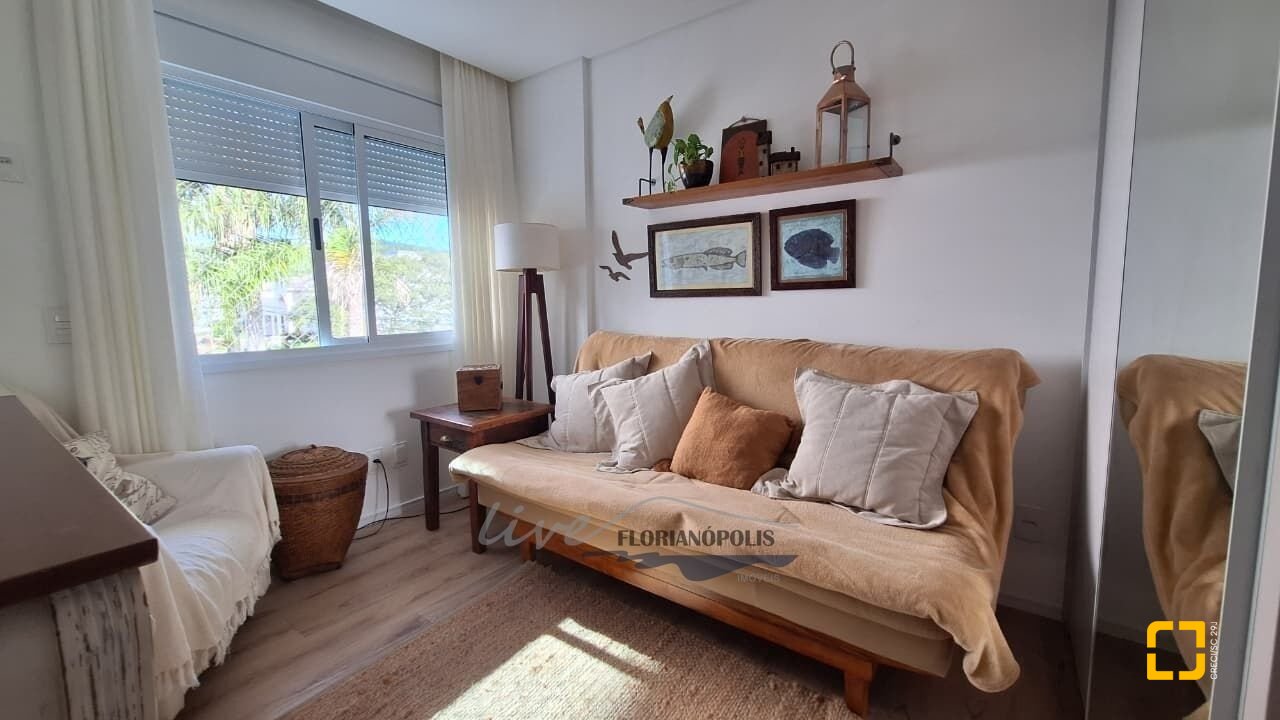 Apartamento com 105m², 3 quartos (sendo 1 suíte), 2 garagens, no bairro Jurerê Internacional em Florianópolis