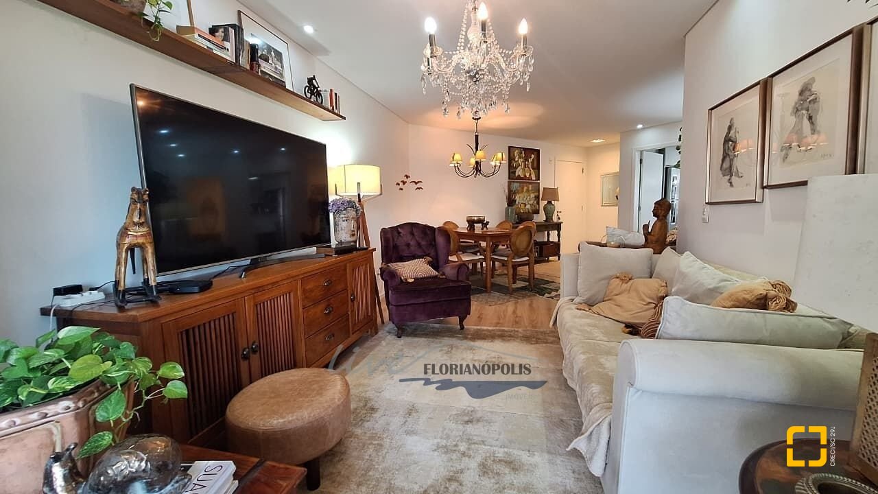 Apartamento com 105m², 3 quartos (sendo 1 suíte), 2 garagens, no bairro Jurerê Internacional em Florianópolis