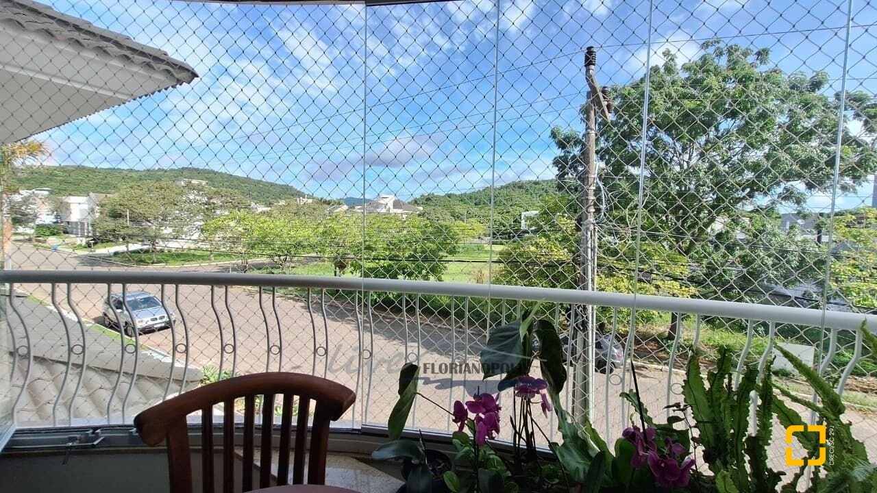 Apartamento com 105m², 3 quartos (sendo 1 suíte), 2 garagens, no bairro Jurerê Internacional em Florianópolis