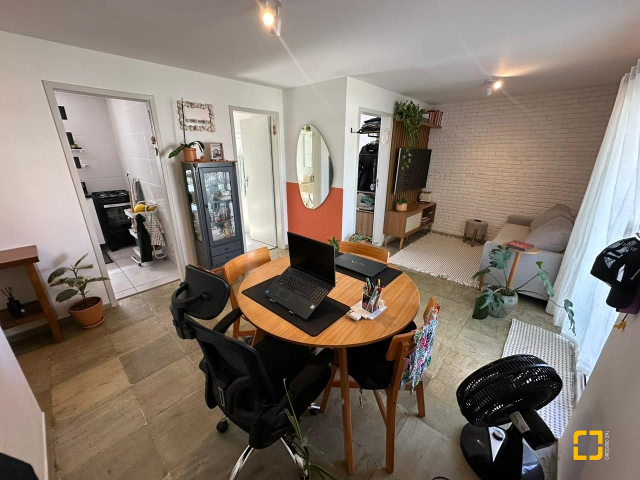 Apartamento com 66m², 1 quarto, 2 garagens, no bairro Carvoeira em Florianópolis