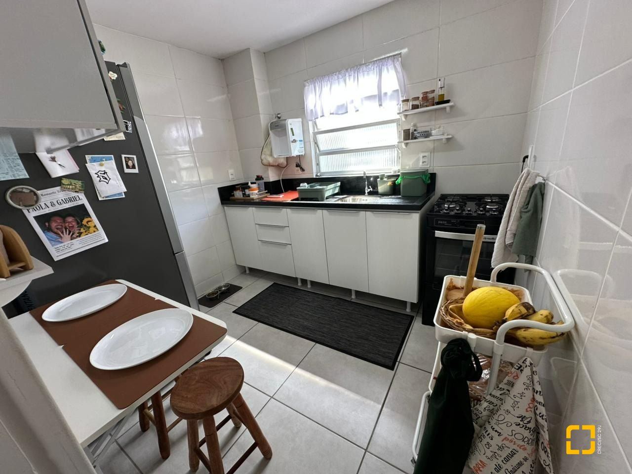 Apartamento com 66m², 1 quarto, 2 garagens, no bairro Carvoeira em Florianópolis
