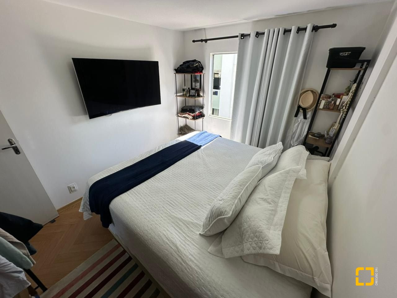 Apartamento com 66m², 1 quarto, 2 garagens, no bairro Carvoeira em Florianópolis